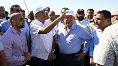 رئيس الوزراء يزور مدينة رأس الحكمة.. ويتابع موقف تسليم الأراضي البديلة للأسر المُستحقة