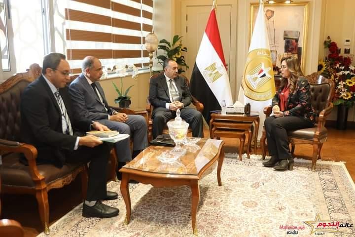 عوض تتابع مع محافظى سوهاج وقنا وأسيوط والمنيا الموقف التنفيذي لمشروعات برنامج التنمية المحلية بصعيد مصر