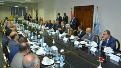 فاروق يلتقى رئيس الاتحاد العام للغرف التجارية المصرية