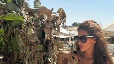 مي سليم في أحدث ظهور لها من الشاطئ بالساحل الشمالي 