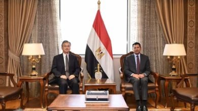 وزير الشباب والرياضة يبحث مع سفير اليابان سبل تعزيز أوجه التعاون المشترك 