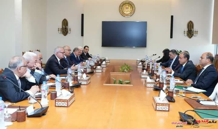 وزير الخارجية والهجرة وشئون المصريين بالخارج يلتقى مع أعضاء المجلس المصري للشئون الخارجية 2 وزير الخارجية والهجرة وشئون المصريين بالخارج يلتقى مع أعضاء المجلس المصري للشئون الخارجية