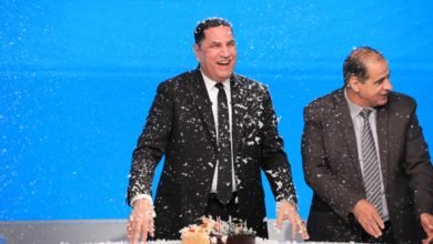 أسرة برنامج "ملعب الشمس" تحتفل بعيد ميلاد نجم الإعلام الرياضي عبد الناصر زيدان