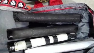 إحباط محاولة تهريب مخدرات بمطار القاهرة داخل شنط مدرسية