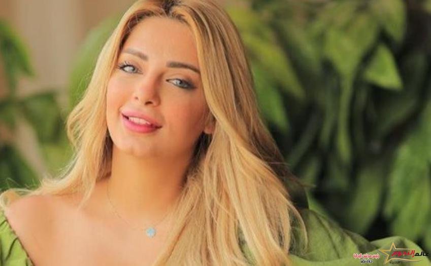 ظهور جريئ لـ مي حلمي مع الفنان عمرو دياب 