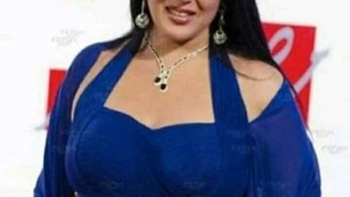 الفنانة سمية الخشاب تظهر باللون الازرق عبر انستجرام وفيسبوك