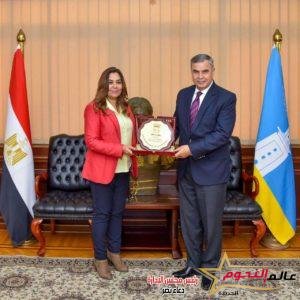 وزيرة التنمية المحلية تتابع مع محافظ الإسكندرية الموقف التنفيذي لملف التصالح في مخالفات البناء