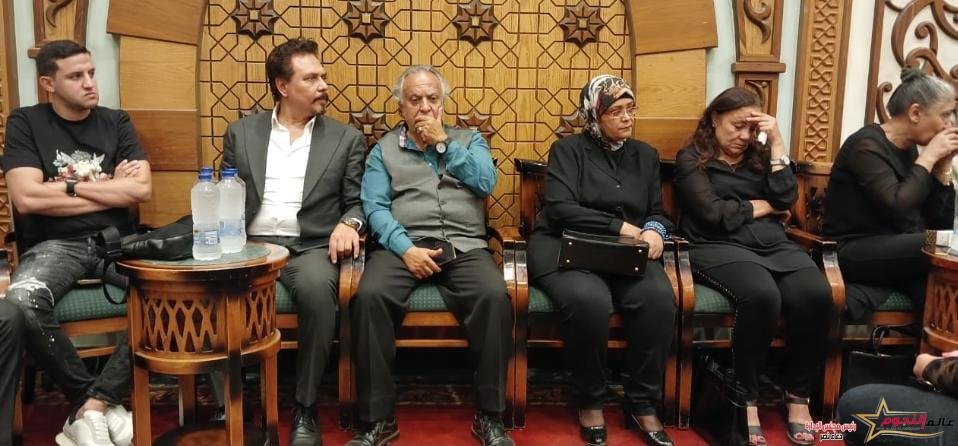 أحمد بدير ومحمد رياض من عزاء ناهد رشدي 