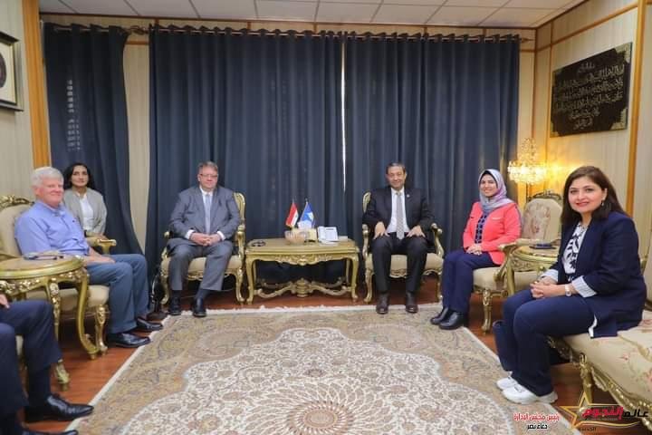 محافظ دمياط يستقبل ممثلى منظمة العمل الدولية وشركة ميثانكس لبحث سُبل تعزيز أواصر التعاون المشترك