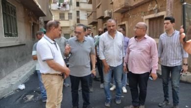 محافظ أسيوط يتفقد رصف عدد من شوارع حي شرق مدينة أسيوط