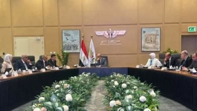 وزير الطيران المدني يلتقي بمسئولي شركة "مجموعة جيزوبا الصينيه " التابعة لشركة China Energy لبحث سبل التعاون المشترك في مجال الطيران المدني