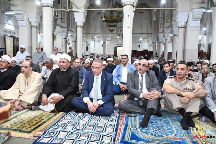 محافظ الفيوم يشهد احتفال "الأوقاف" بالمولد النبوي الشريف 
