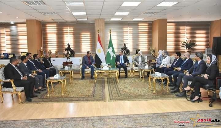 محافظ الشرقية يلتقي وفداً من مؤسسة مصر الخير وبنك قطر الوطني لبحث وتعزيز أوجه التعاون لدعم الأسر المستحقة