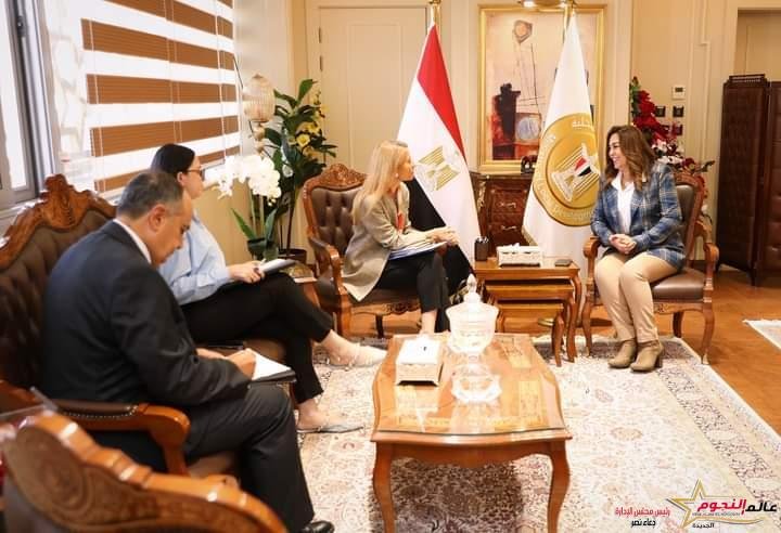 وزيرة التنمية المحلية تبحث مع مديرة مكتب اليونسكو الإقليمي بالقاهرة مجالات التعاون المشترك 2 وزيرة التنمية المحلية تبحث مع مديرة مكتب اليونسكو الإقليمي بالقاهرة مجالات التعاون المشترك