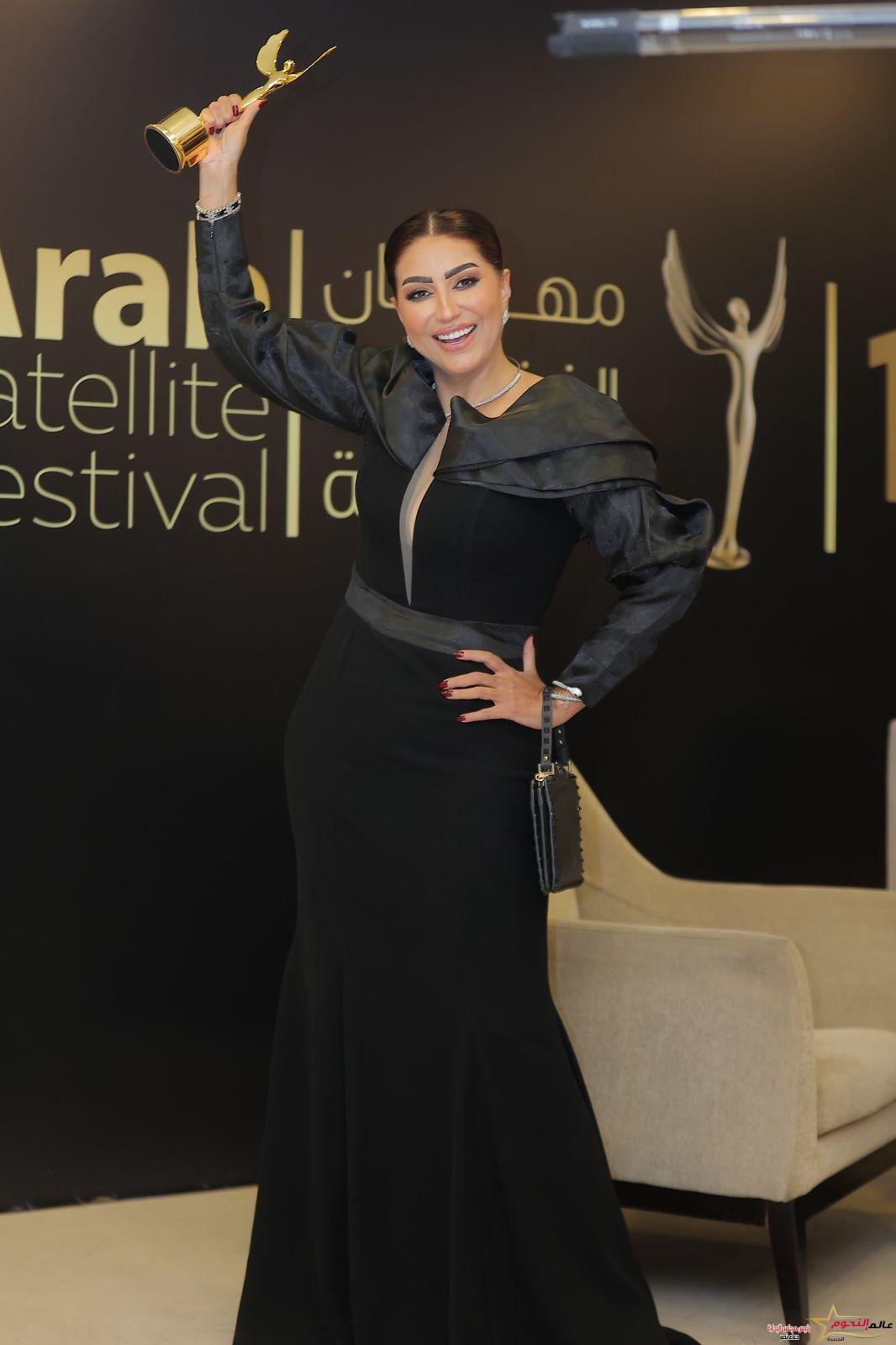 في أسبوعين.. وفاء عامر تحصد 5 جوائز كأفضل ممثلة دراما عن رمضان 2024 2 في أسبوعين.. وفاء عامر تحصد 5 جوائز كأفضل ممثلة دراما عن رمضان 2024