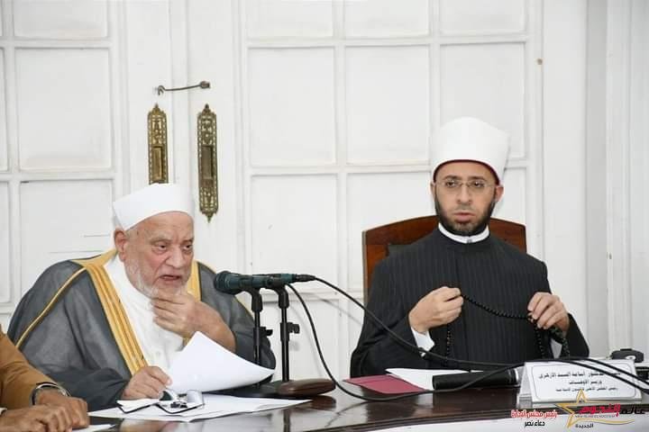 وزير الأوقاف يجتمع بلجنة السنة والسيرة النبوية بالمجلس الأعلى للشئون الإسلامية 2 وزير الأوقاف يجتمع بلجنة السنة والسيرة النبوية بالمجلس الأعلى للشئون الإسلامية