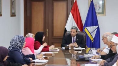 محافظ دمياط يبحث آليات إعداد رؤية متكاملة للمحافظة لادراجها بخطة العام المالى القادم