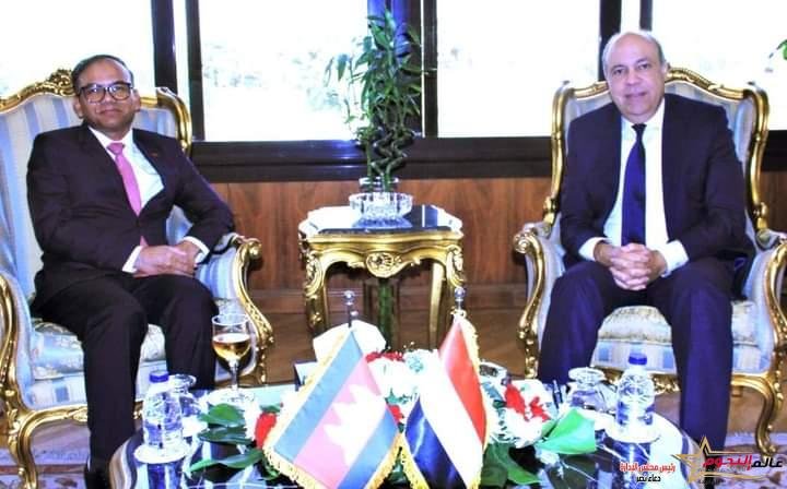 الحفني يلتقي بسفير كمبوديا بالقاهرة لدراسة إمكانية توقيع اتفاقية نقل جوي بين البلدين لتفعيل أوجه التعاون الثنائي 2 الحفني يلتقي بسفير كمبوديا بالقاهرة لدراسة إمكانية توقيع اتفاقية نقل جوي بين البلدين لتفعيل أوجه التعاون الثنائي
