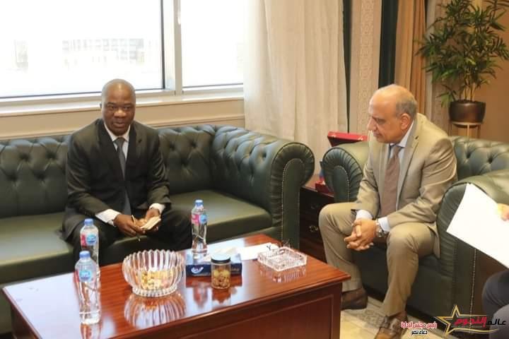 عصمت يستقبل سفير كوت ديفوار بالقاهرة لبحث سبل دعم وتعزيز التعاون فى مجالات الطاقة المتجددة وانشاء الشبكات