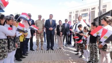 محافظ دمياط يشهد احتفالية بمناسبة ذكرى انتصارات أكتوبر المجيدة بكوبرى دمياط التاريخى