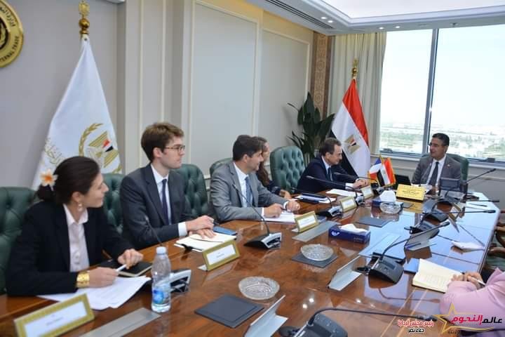 وزير التموين والتجارة الداخلية يستقبل السفير الفرنسي بمصر لمناقشة سبل تعزيز التعاون المشترك 2 وزير التموين والتجارة الداخلية يستقبل السفير الفرنسي بمصر لمناقشة سبل تعزيز التعاون المشترك