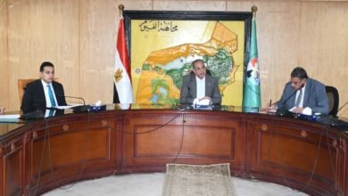 محافظ الفيوم يتابع معدلات الأداء ويشدد على تسريع وتيرة العمل لإنهاء ملفات التصالح في أسرع وقت 