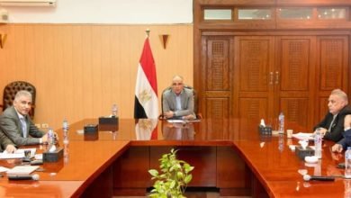 سويلم يتابع الموقف المائى بمحافظة أسوان وخاصة الزمامات مقررة الري علي ترع وادى النقرة ودراو والطويسة