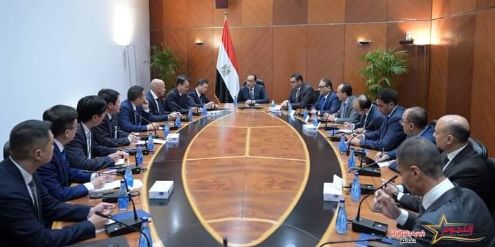 رئيس الوزراء يلتقي المدير العام ورئيس الشركة الصينية العامة للهندسة المعمارية "CSCEC" 2 رئيس الوزراء يلتقي المدير العام ورئيس الشركة الصينية العامة للهندسة المعمارية "CSCEC"
