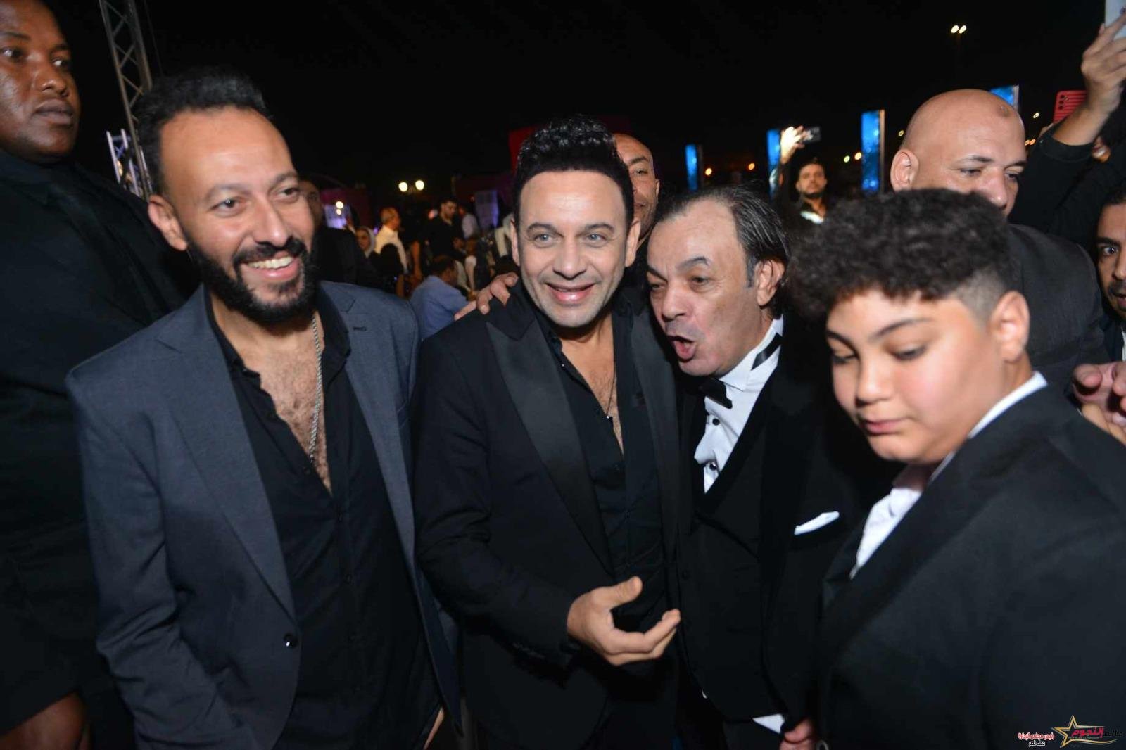 مصطفى قمر ونجوم الفن في حفل زفاف إبنة علاء مرسي .. صور