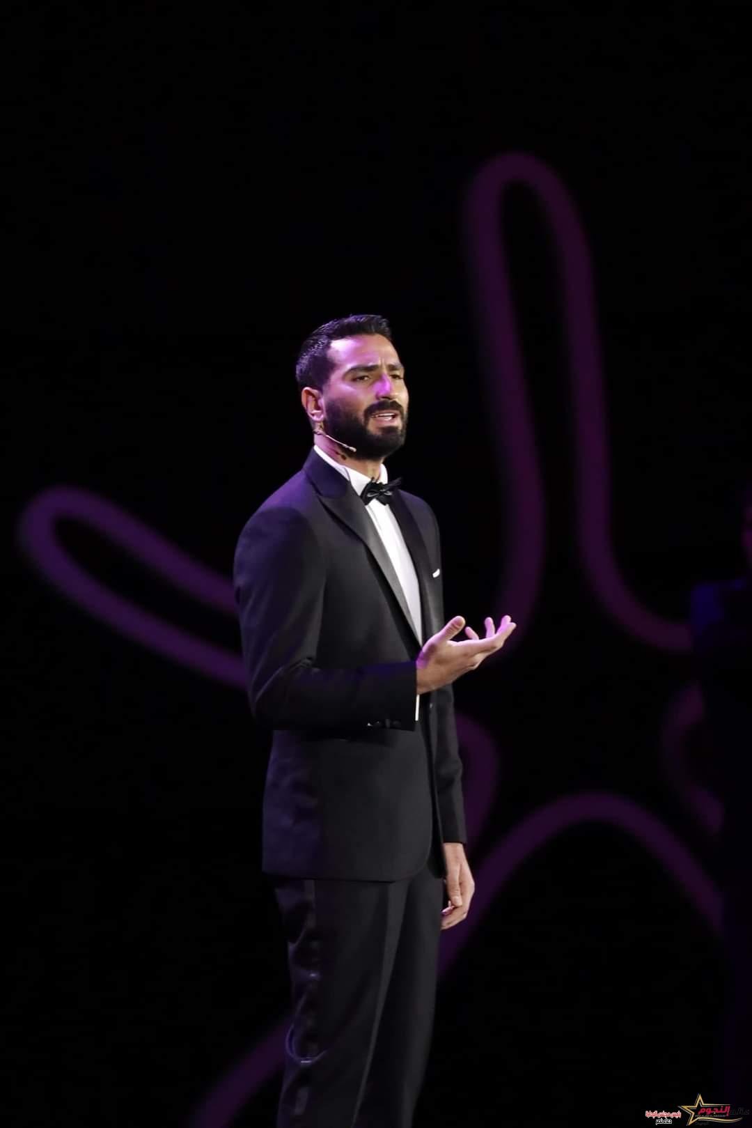 محمد الشرنوبي يكشف كواليس أوبريت افتتاح مهرجان الجونة 2 محمد الشرنوبي يكشف كواليس أوبريت افتتاح مهرجان الجونة