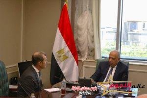 وزير الكهرباء يبحث مع الشركة العربية للهندسة جودة التشغيل وخفض استهلاك الوقود فى محطات التوليد