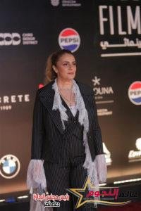 فستاني بقى تريند عالمي ومش فاهمة اللي حصل... تصريحات رانيا محمود ياسين 2 فستاني بقى تريند عالمي ومش فاهمة اللي حصل... تصريحات رانيا محمود ياسين