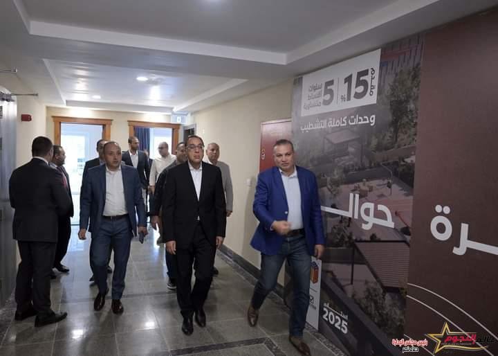 رئيس الوزراء يتفقد مشروع "الواحة فيو" بمدينة نصر