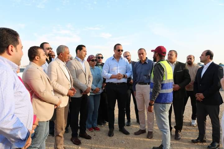 رئيس هيئة الرعاية الصحية يواصل جولاته الميدانية لمتابعة سير العمل والاطمئنان على تشغيل منظومة التأمين الصحي الشامل في السويس 2 رئيس هيئة الرعاية الصحية يواصل جولاته الميدانية لمتابعة سير العمل والاطمئنان على تشغيل منظومة التأمين الصحي الشامل في السويس