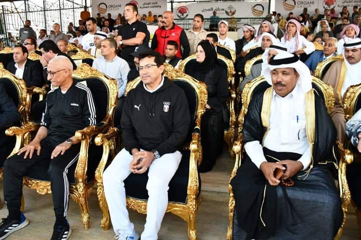 وزير الشباب والرياضة ومحافظ شمال سيناء يختتمان المرحلة النهائية لمهرجان الهجن وتوزيع الجوائز على الفائزين