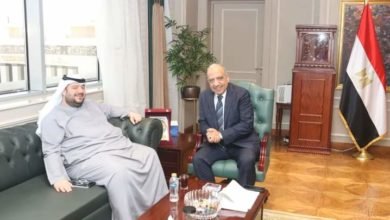وزير الكهرباء والطاقة المتجددة يستقبل وزير الاستثمار الاماراتى لبحث سبل دعم وتعزيز التعاون والشراكة والاستثمار 