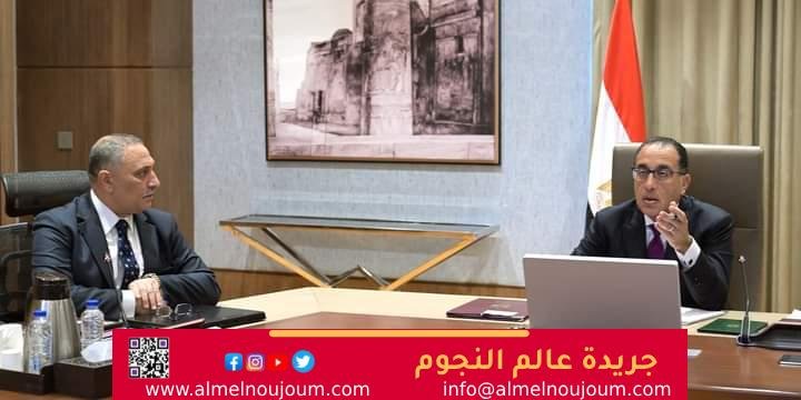 رئيس الوزراء يجتمع برئيس المركز الوطني لتخطيط استخدامات أراضي الدولة