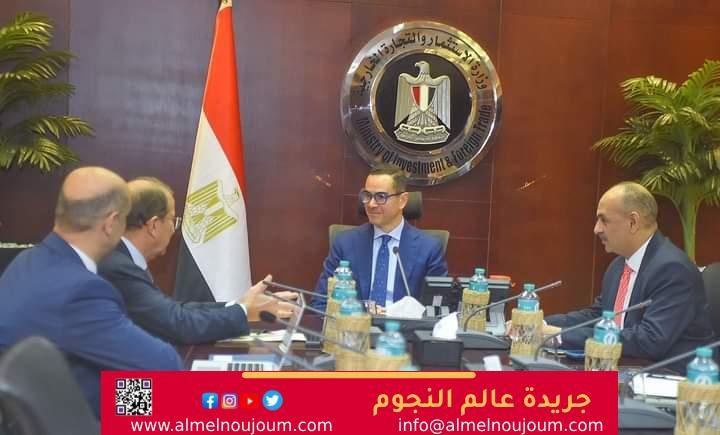 الخطيب يستعرض مع رئيس شركة Coficab التونسية العالمية لتصنيع الضفائر والكابلات الكهربائية للسيارات آخر تطورات إنشاء مصنعها في مصر 2 الخطيب يستعرض مع رئيس شركة Coficab التونسية العالمية لتصنيع الضفائر والكابلات الكهربائية للسيارات آخر تطورات إنشاء مصنعها في مصر