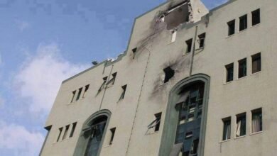 قصف مستشفى الوفاء جريمة حرب تضاف لسلسلة الإبادة الجماعية في غزة