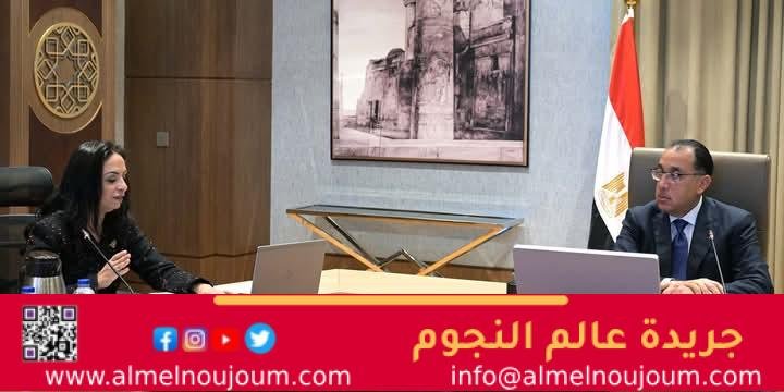 رئيس الوزراء يتابع مع وزيرة التضامن الاجتماعي عددا من ملفات العمل