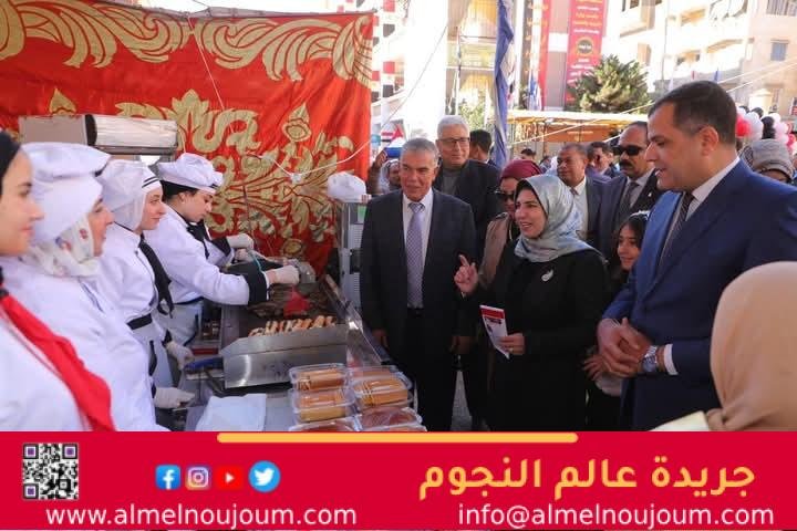نائب محافظ دمياط تفتتح معرض "مبادرة جديدة".. وتؤكد على أهمية دعم الموهوبين 2 نائب محافظ دمياط تفتتح معرض "مبادرة جديدة".. وتؤكد على أهمية دعم الموهوبين