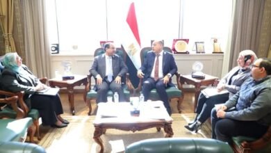 وزير العمل يلتقي رئيس الجهاز المركزي للتنظيم والإدارة..