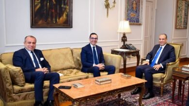 وزير الخارجية والهجرة يستقبل وزير الاستثمار والتجارة الخارجية ورئيس جهاز التمثيل التجاري