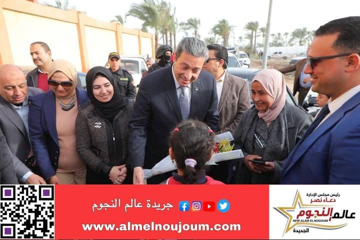 محافظ دمياط يتفقد القافلة الطبية وخدمات المبادرة الرئاسية "بداية جديدة لبناء الإنسان" بجمصة شرق