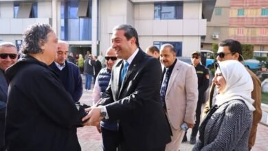 محافظ دمياط ونائب وزير الإسكان يرأسان إجتماع موسع لمتابعة الموقف التنفيذى لمشروعات قطاع مياه الشرب والصرف الصحى