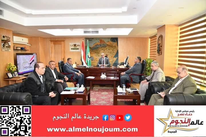 محافظ الفيوم يتابع آخر إجراءات توصيل المرافق للمجمع الصناعي بقرية هوارة المقطع