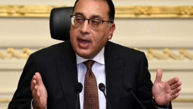 رئيس الوزراء يُهنئ البابا تواضروس الثاني بعيد الميلاد المجيد