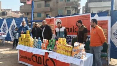 "سوق اليوم الواحد " بالصيادين يشهد إقبالاً كثيفاً من المواطنين للإستفادة من الأسعار المخفضة للسلع