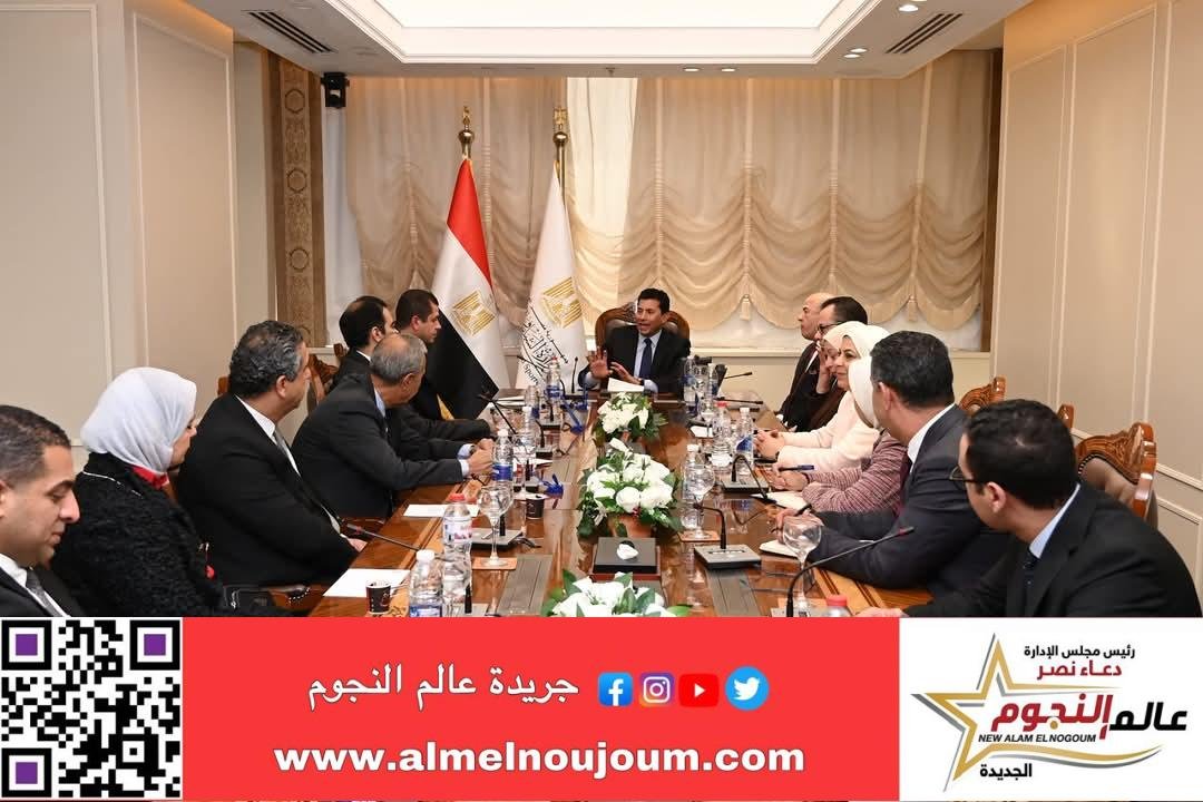 وزير الشباب وصندوق تحيا مصر يناقشان تنظيم عددًا من الفاعليات لدعم أهالي مدينة الأسمرات خلال أسبوع الخير