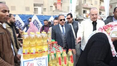محافظ الشرقية يفتتح سوق اليوم الواحد بشارع جمال عبد الناصر بمدينة بلبيس